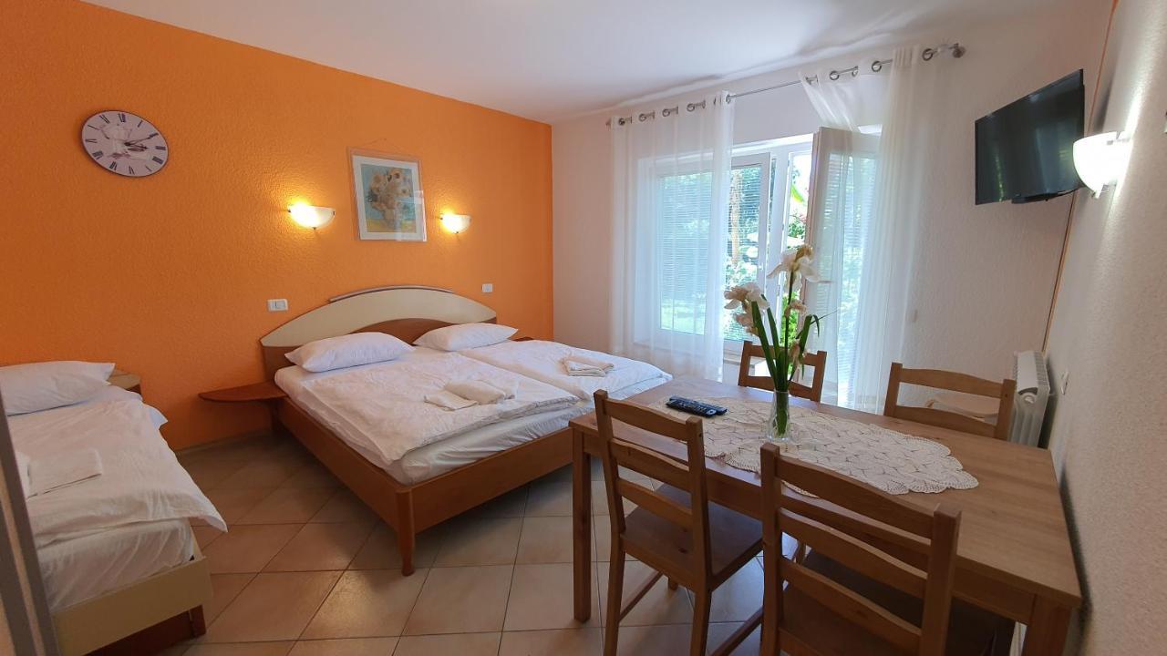 Peaceful Green Apartments Ae Portoroz Exterior photo